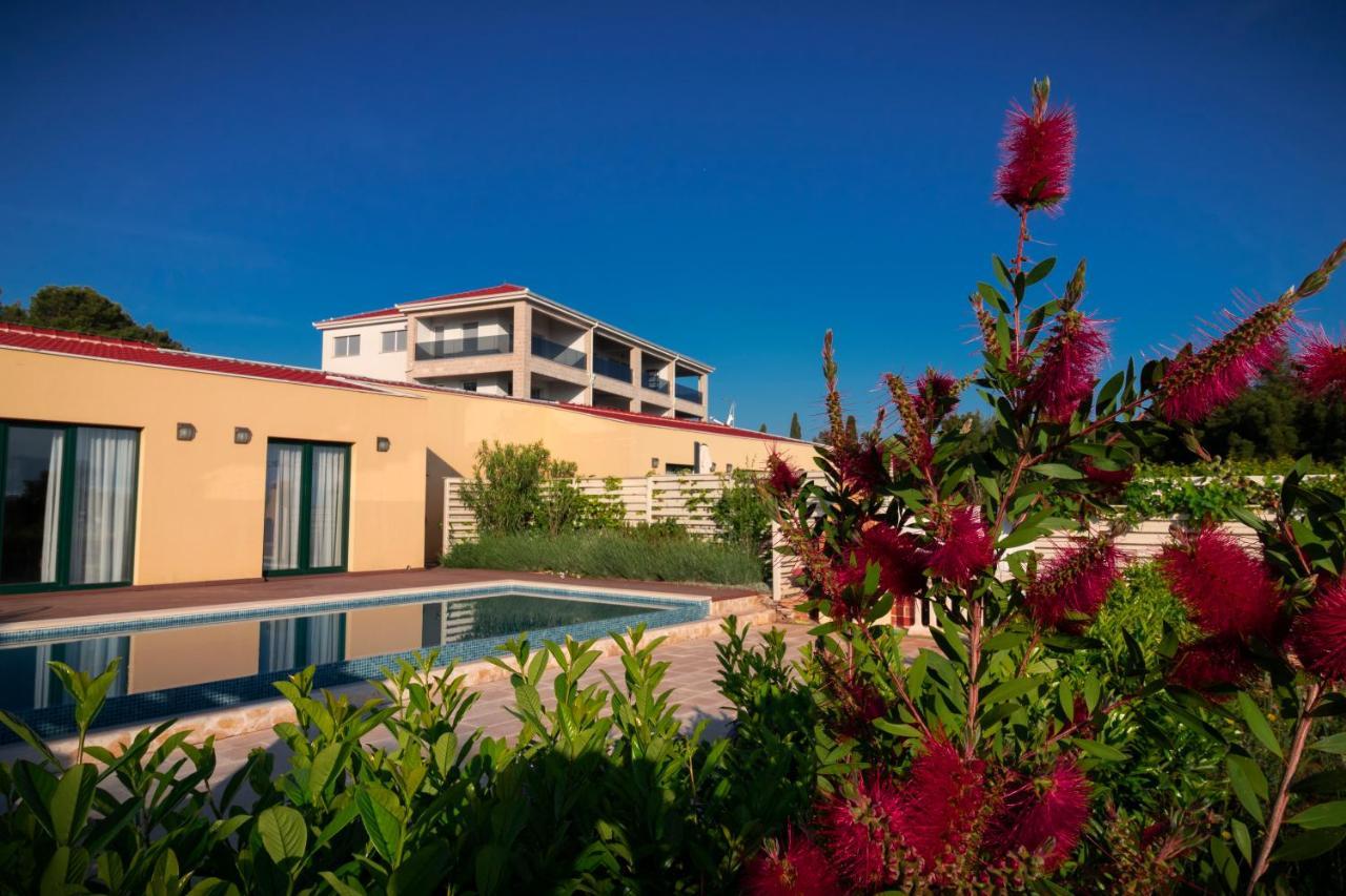 Sea Cats' Villas Sutivan Ngoại thất bức ảnh